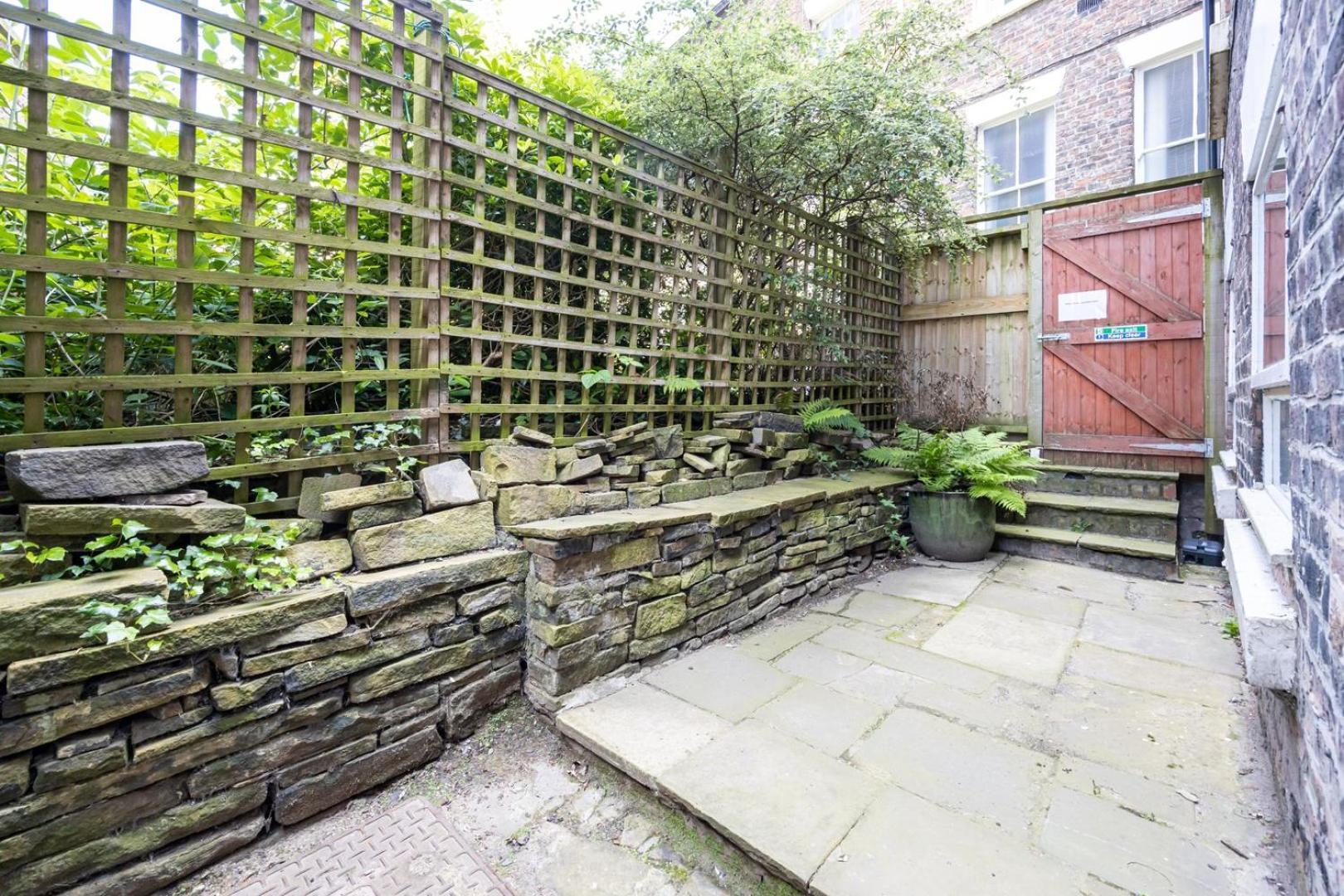 Appartamento Guestready - Charming Haven In Knowledge Quarter Liverpool Esterno foto